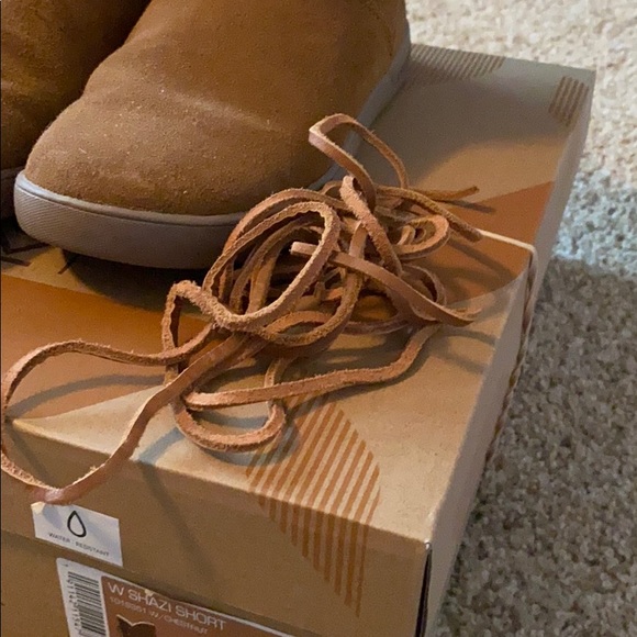 Koolaburra by Ugg Women’s Shazi Short - Picture 8 of 8